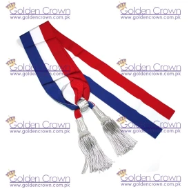 Echarpe d'adjoint au maire et officiers de police